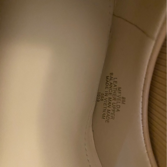 (EUC) SOLE SOCIETY BLOCK HEEL TAN SUEDE SLINGBACK PUMPS 8 (EXCELLENT CONDITION) - Picture 4 of 9